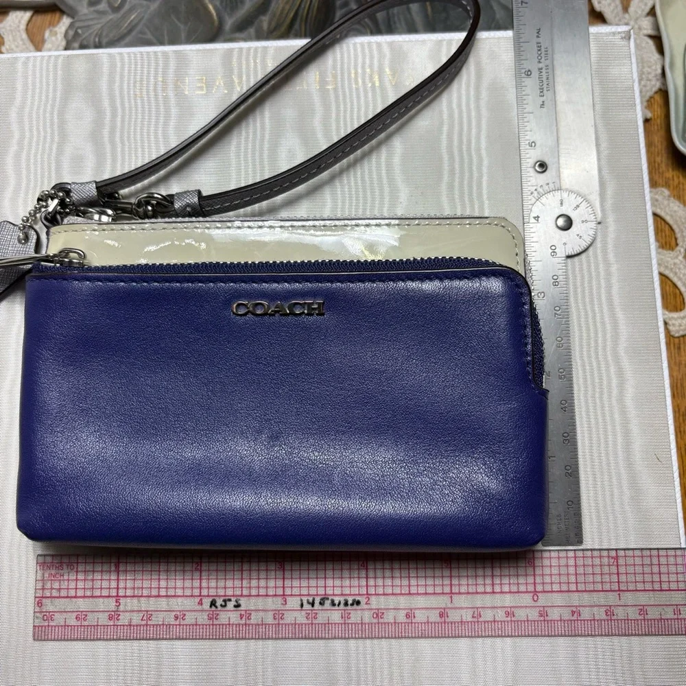Coach Periwinkle Blue & Cream Double Corner Zip Wristlet - Picture 14 of 14